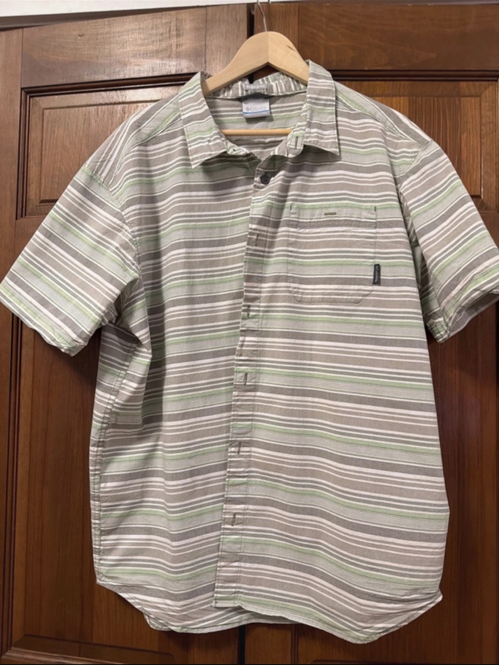 Columbia Short-Sleeve Button-Down Shirt in Light Gray & Pale Green Stripes